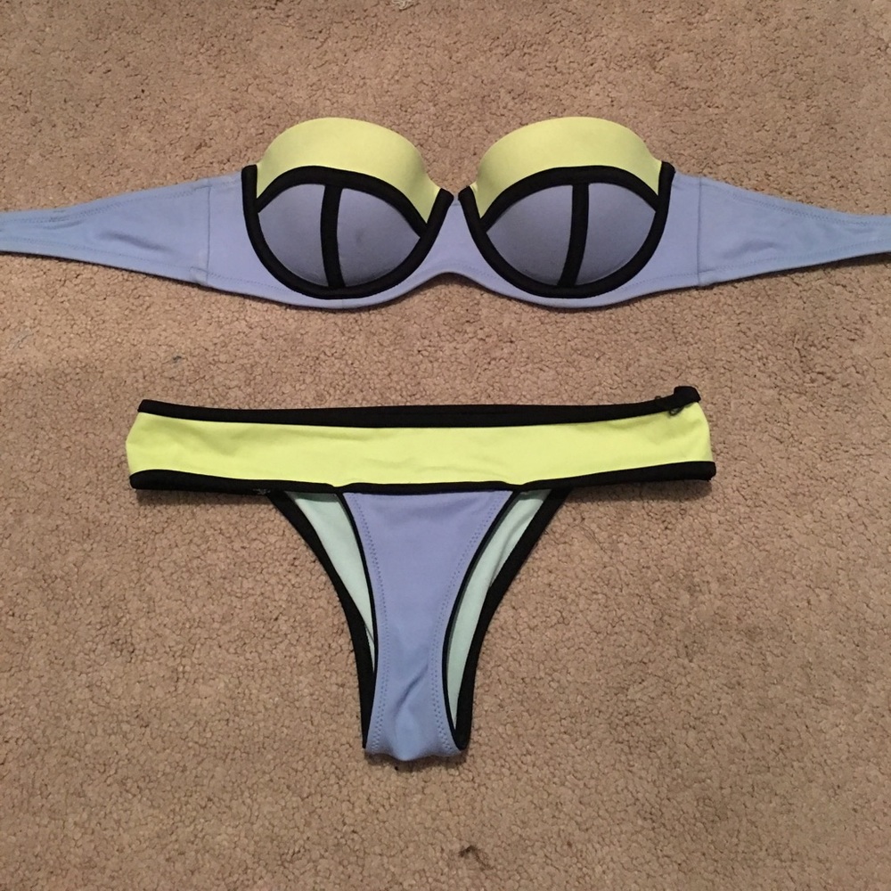 VS Bandeau bikini